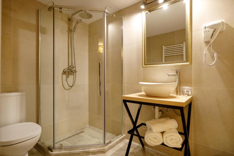 La Coltul Castelului Bran Boutique Otel Dış mekan fotoğraf