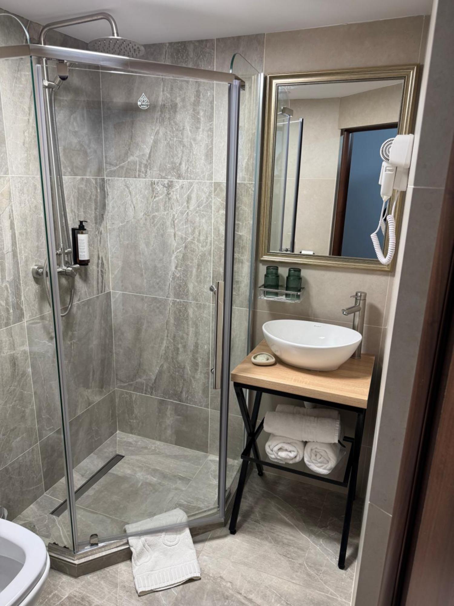La Coltul Castelului Bran Boutique Otel Dış mekan fotoğraf
