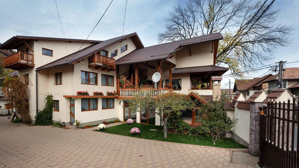 La Coltul Castelului Bran Boutique Otel Dış mekan fotoğraf